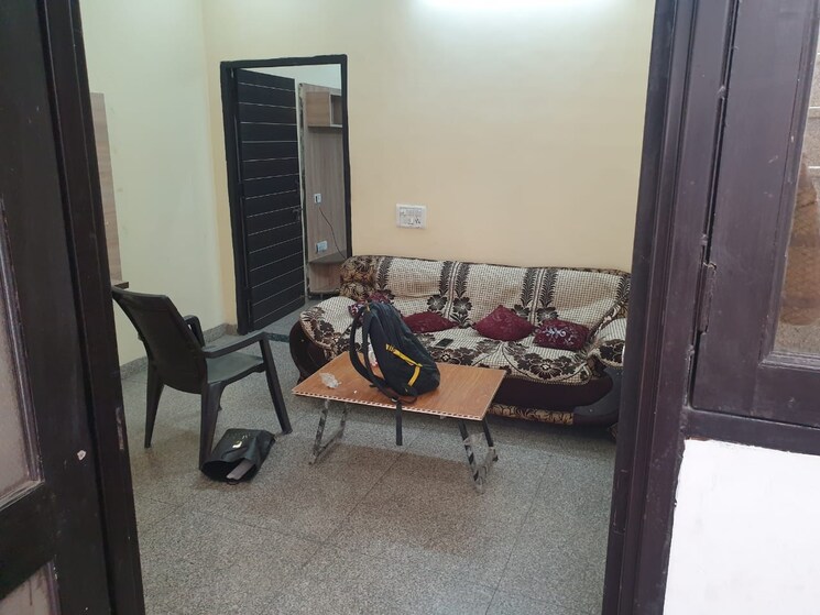 Gym, sector 57 3 Bedroom 1350 Sq.Ft. Builder Floor In Sector 57 Gurgaon 8112282