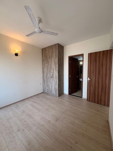 Room in 2 BHK Apartment at Shapoorji Pallonji Joyville Gurgaon, Sector 102 – for Rent