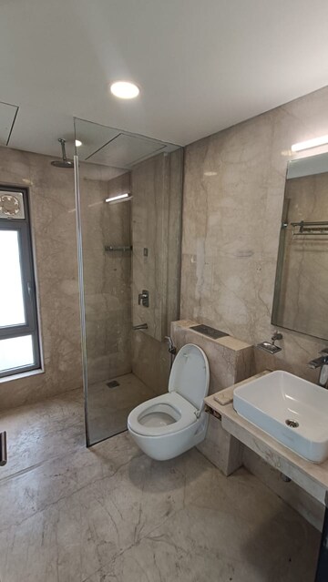 Bathroom in 4 BHK Apartment at Oberoi Realty Esquire, Goregaon East – for Rent