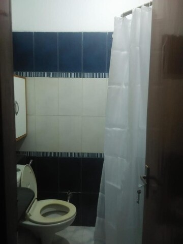 Master Bedroom in 4 BHK Builder Floor at Ardee City, Sector 52 – for Rent