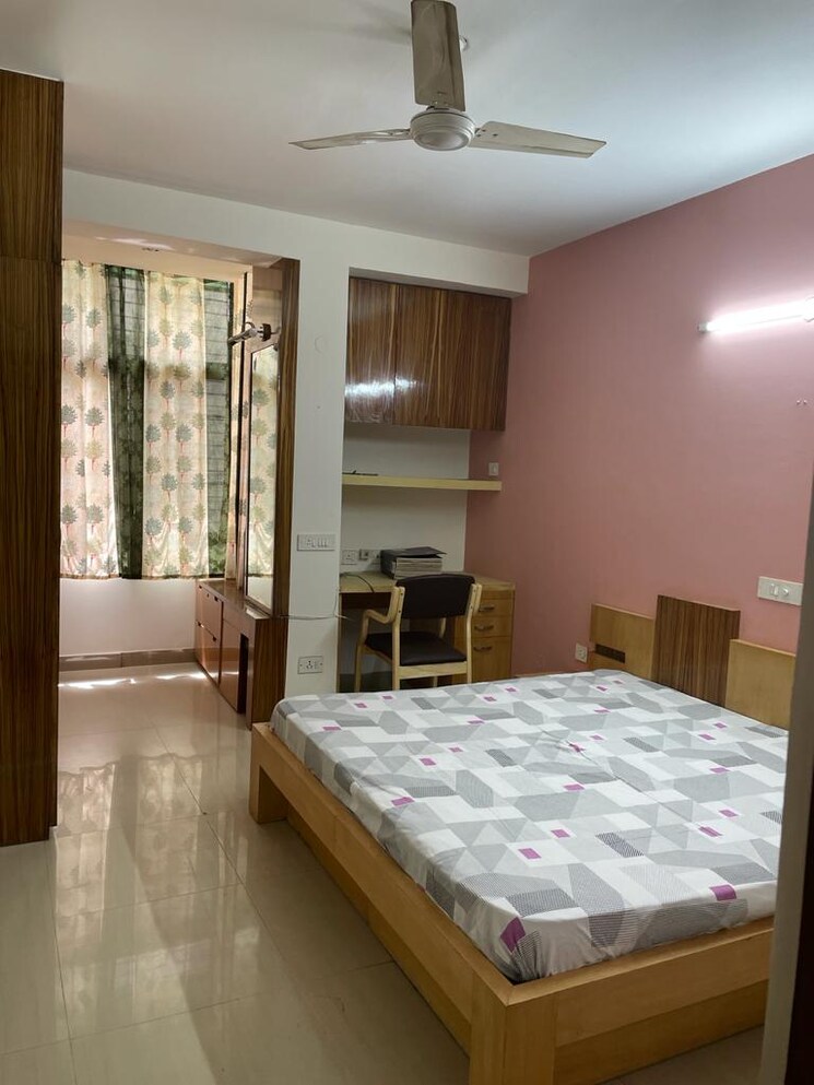 Bedroom, ardee-city 4 Bedroom 2000 Sq.Ft. Builder Floor In Sector 52 Gurgaon 8112445