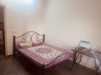 2 BHK Apartment For Rent in Gaur City 2 - 10th Avenue Sector 16c Greater Noida Greater Noida  8112438