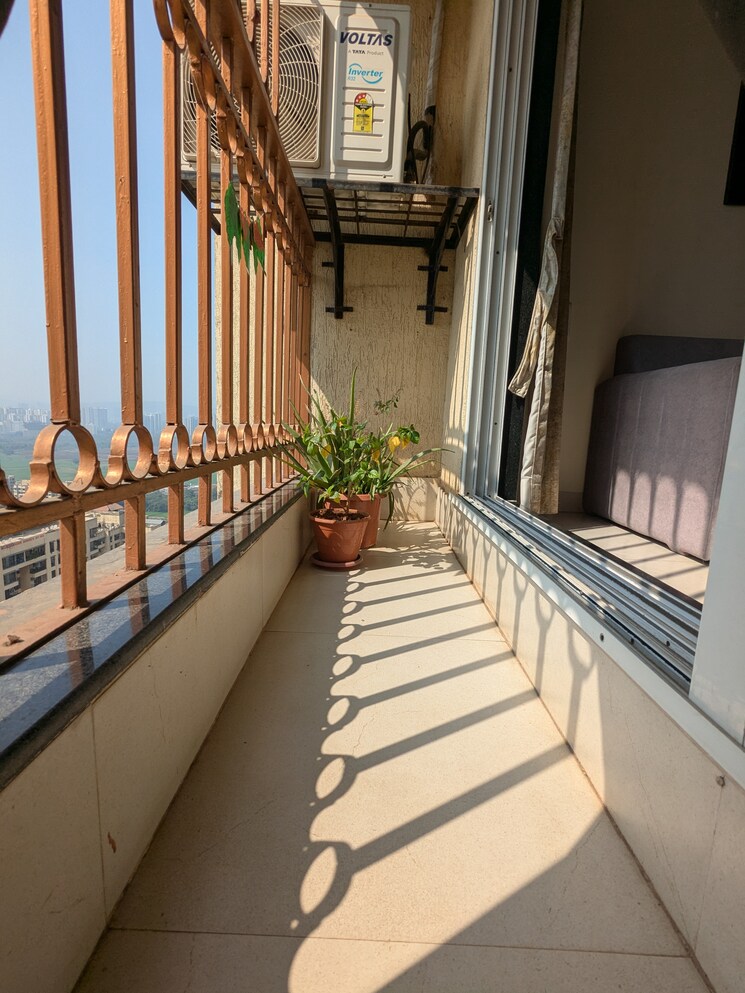 Balcony, vedant-shree-gopinath-sublime 1 Bedroom 450 Sq.Ft. Apartment In Kalwa Thane 8112484