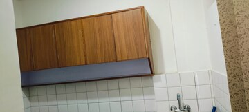 Furnished Amenities in 1 BHK Builder Floor at DLF City Phase III, Sector 24 – for Rent