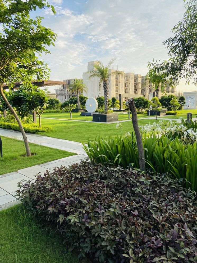 Garden, signature-global-city-92 3 Bedroom 2009 Sq.Ft. Builder Floor In Sector 92 Gurgaon 8112578