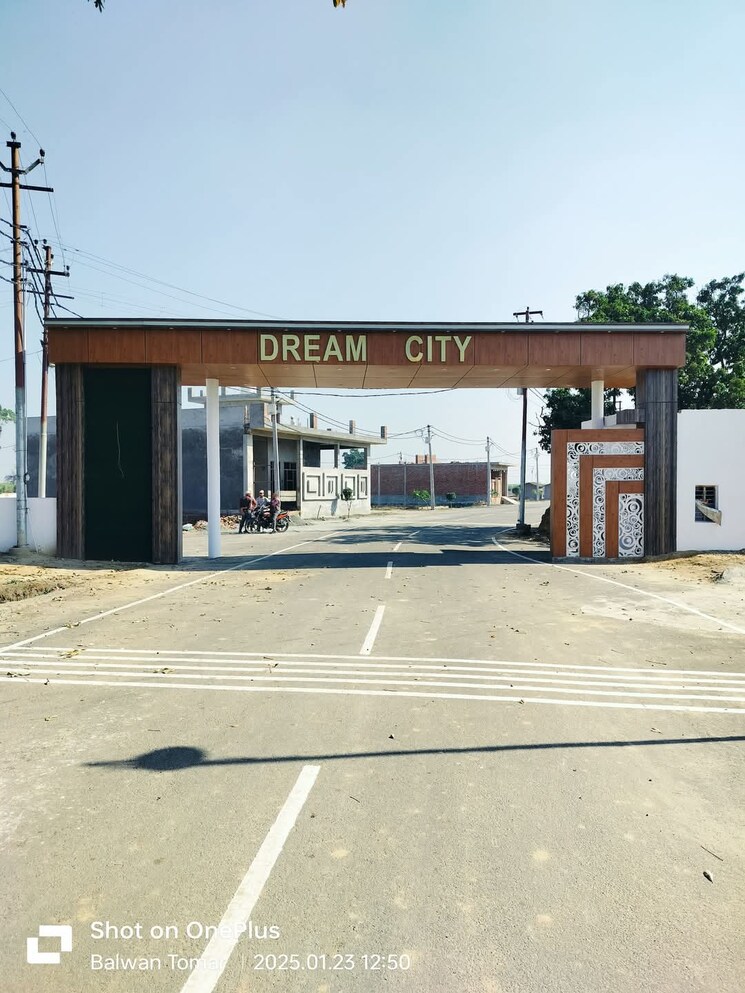 Exterior View, shree-defence-residency  130 Sq.Yd. Plot In Roza Jalalpur Greater Noida 8112585