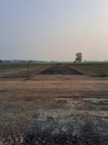  Plot – Garden View at Sector 29 Yamuna Expressway - for Sale