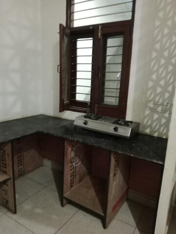 Kitchen in 1.5 BHK Builder Floor at Ansals Sushant City – for Rent