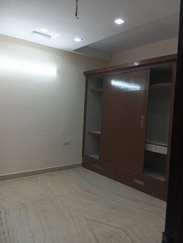 Room in 2 BHK Builder Floor at Rohini Sector 25 – for Sale