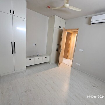 Room in 2 BHK Apartment at M3M Skywalk, Sector 74 – for Rent