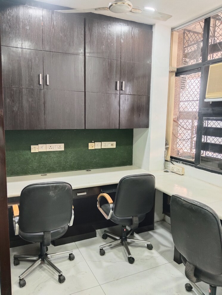 Floor Plan, netaji subhash place Commercial Office Space 385 Sq.Ft. In Netaji Subhash Place Delhi 8112703