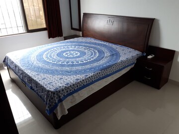 Bedroom in 3 BHK Apartment at Lalani Grandeur, Goregaon East – for Rent