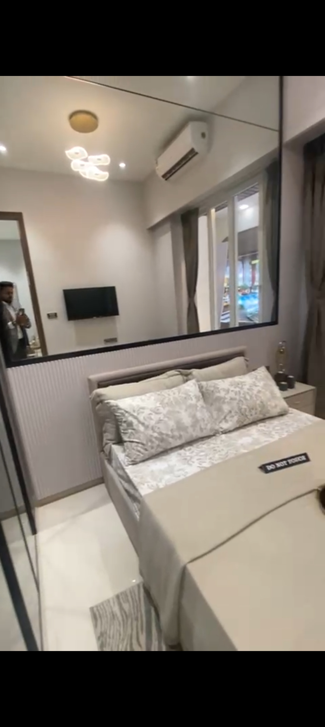 1 BHK Apartment For Sale in Ruparel Stardom Malad Wes