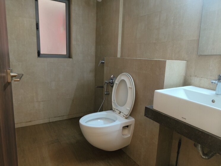 Bathroom, spenta-alta-vista 3 Bedroom 1041 Sq.Ft. Apartment In Chembur Mumbai 8112941