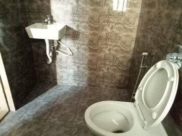 Bathroom in 2 BHK Apartment at Lodha Paradise, Majiwada – for Sale