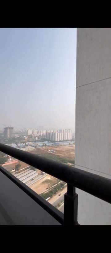 Furnished Amenities in 3.5 BHK Apartment at Prestige Tranquil, Kokapet – for Rent