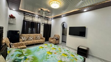 Bedroom in 1 BHK Builder Floor at Jal Vihar Colony, Sector 46 – for Rent