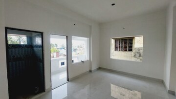 Room in 2 BHK Apartment at Agarpara – for Sale