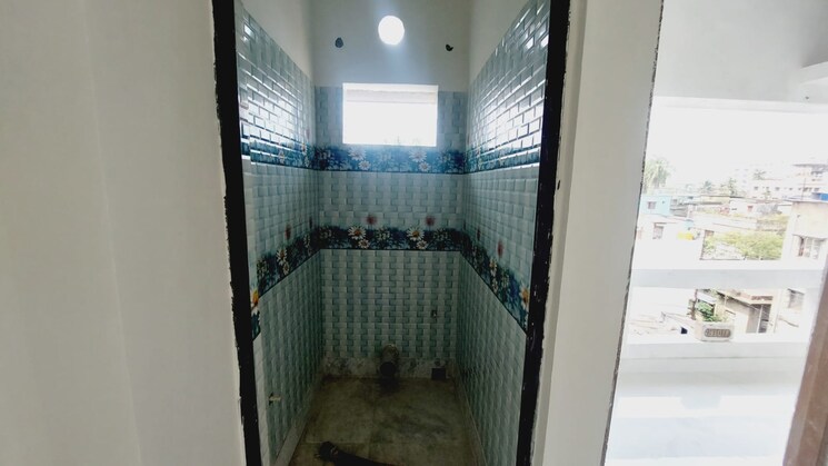Bathroom, agarpara 2 Bedroom 960 Sq.Ft. Apartment In Agarpara Kolkata 8113002
