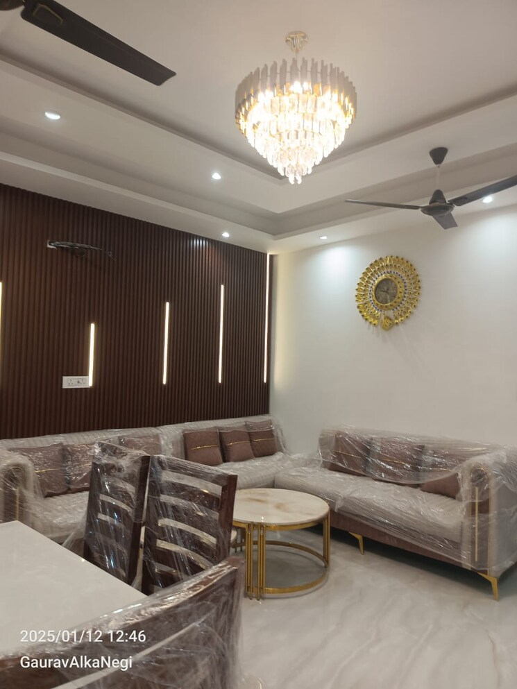 Living Room, j block pratap vihar 3 Bedroom 112 Sq.Mt. Builder Floor In J Block Pratap Vihar Ghaziabad 8113030