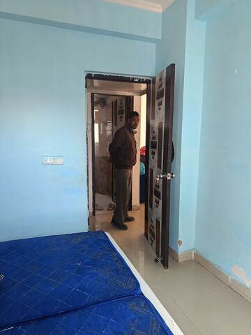 Room in 2 BHK Apartment at Gardenia Golf City, Sector 75 – for Rent