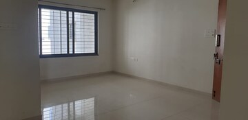 Room in 2 BHK Apartment at Rohan Madhuban, Bavdhan – for Rent