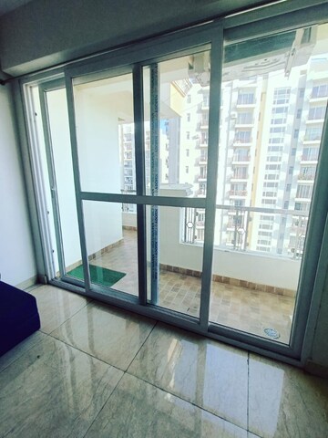 Room in 2 BHK Apartment at MI Rustle Court, Gomti Nagar – for Sale