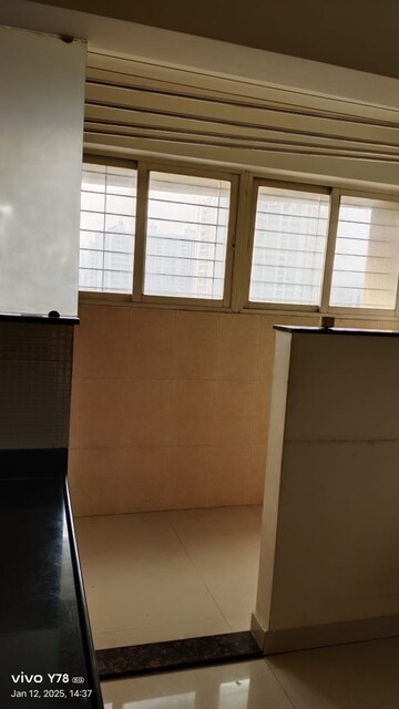Room in 2 BHK Apartment at Passiflora Avenue, Bavdhan – for Rent