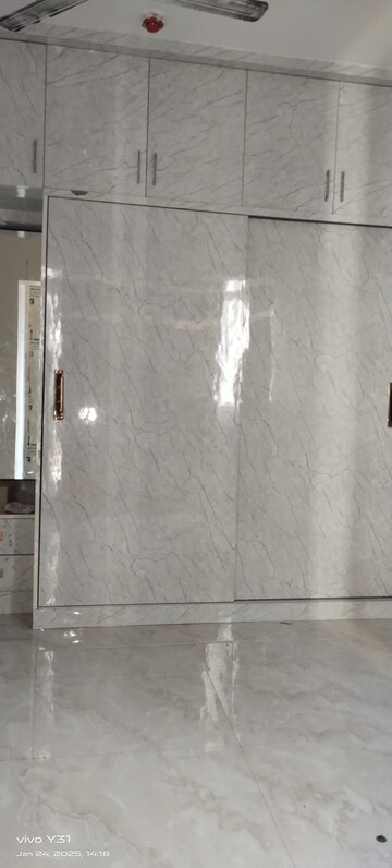 Master Bedroom in 3 BHK Apartment at Sector 16c Greater Noida – for Rent