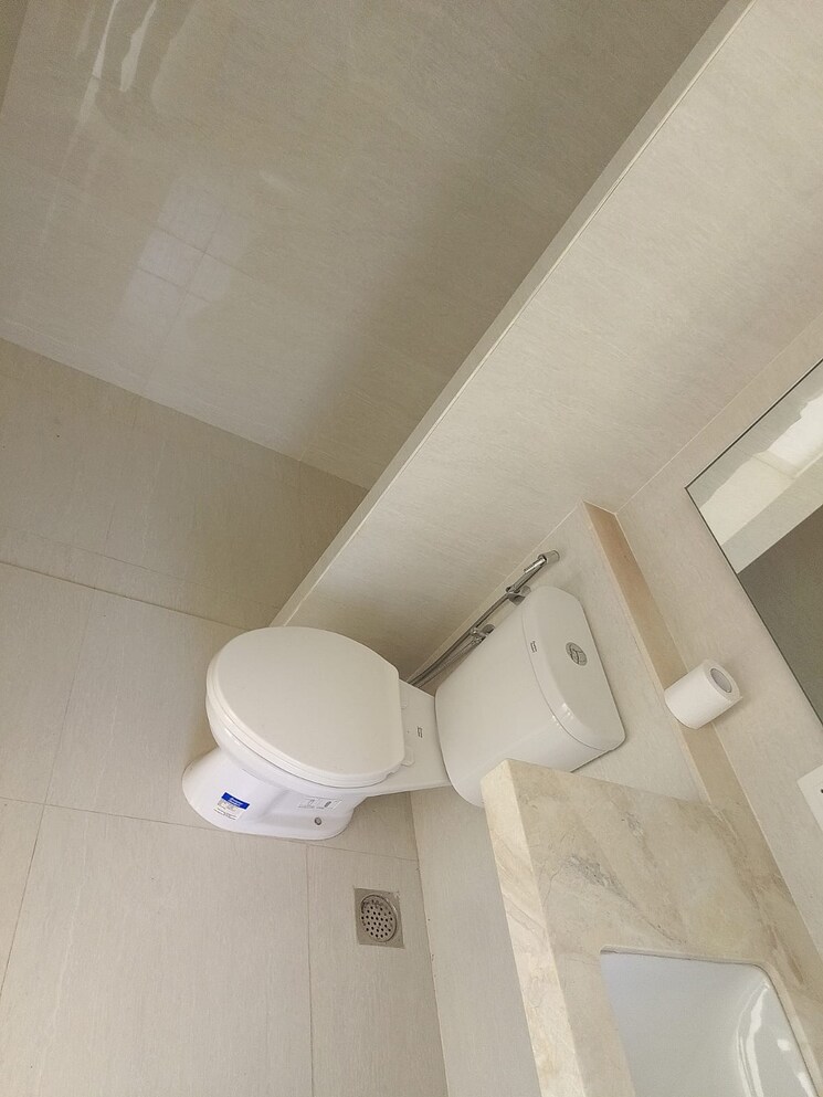 Bathroom, hiranandani-fortune-city 2 Bedroom 781 Sq.Ft. Apartment In New Panvel Navi Mumbai 8113089