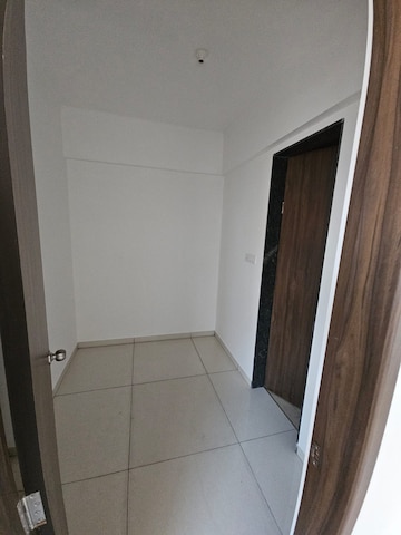 Room in 2 BHK Apartment at Truspace Prima Angulus, Balewadi – for Rent
