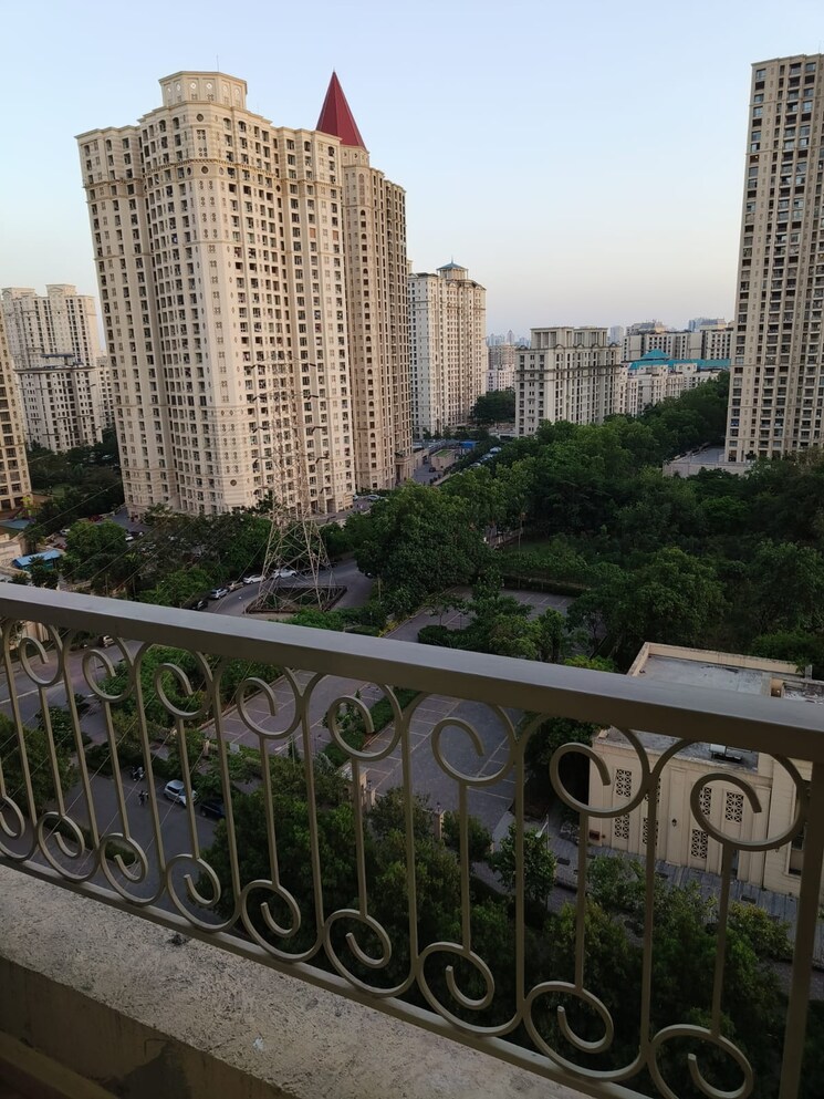 Exterior View, hiranandani-estate-solitaire-c 1 Bedroom 500 Sq.Ft. Apartment In Ghodbunder Road Thane 8113108