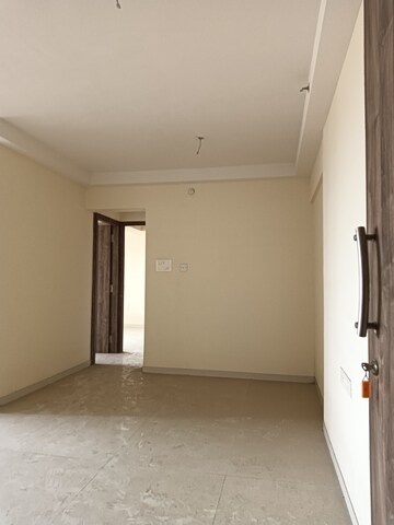 Room in 2 BHK Apartment at Indiabulls One Indiabulls Park, New Panvel – for Sale