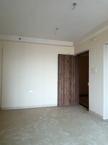 Room in 2 BHK Apartment at Indiabulls One Indiabulls Park, New Panvel – for Sale