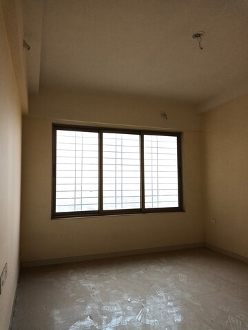 Room in 2 BHK Apartment at Indiabulls One Indiabulls Park, New Panvel – for Sale