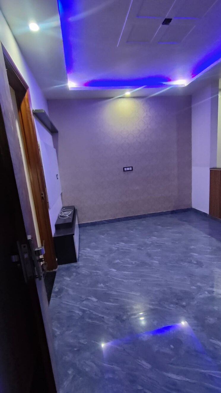 Living Room, rohini sector 25 2 Bedroom 760 Sq.Ft. Builder Floor In Rohini Sector 25 Delhi 8113384