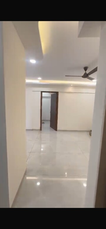 Room in 2 BHK Apartment at Alag Olive, Pant Nagar – for Rent