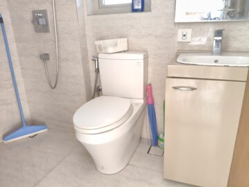 2 BHK Apartment For Sale in One Hiranandani Park, Ghodbunder Road
