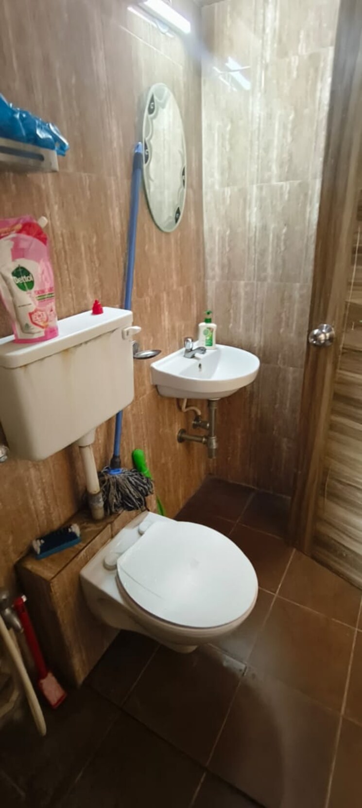 Bathroom, nisar-rajal-veer-abhimanyu-chs 2 Bedroom 521 Sq.Ft. Apartment In Babhai Naka Mumbai 8113373