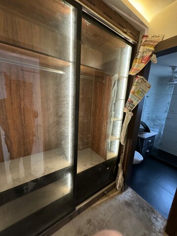 Furnished Amenities in 3 BHK Builder Floor at Sushant Lok 2, Sector 57 – for Sale