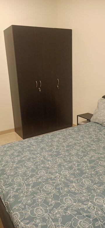 Room in 2 BHK Apartment at Dosti Eastern Bay, Wadala – for Sale