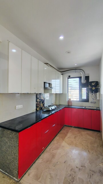 Kitchen in 3 BHK Builder Floor at M3M Atrium, Sector 57 – for Rent