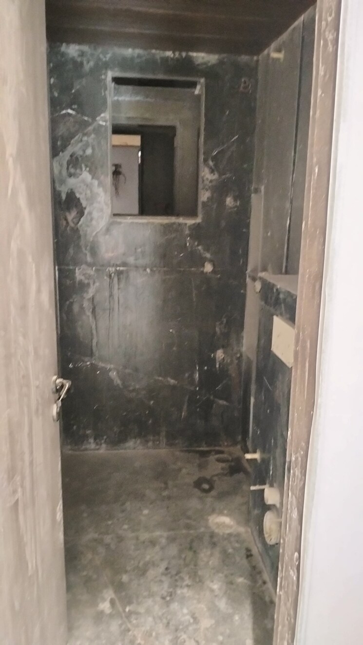 Bathroom, jhalak-fourwings 3 Bedroom 1392 Sq.Ft. Apartment In Ambernath Thane 8113510