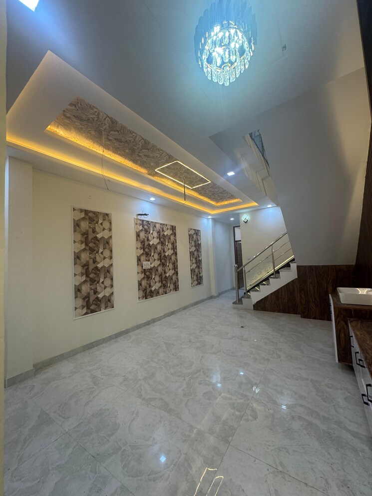 Room, kalwar road 3 Bedroom 108 Sq.Yd. Villa In Kalwar Road Jaipur 8113524