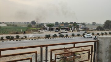  Shop – Exterior View View at Hapur Road - for Rent