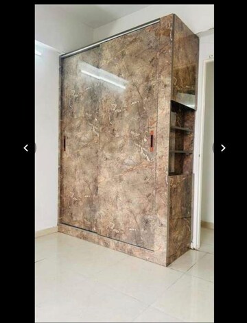 Room in 2 BHK Apartment at Sector 37d – for Rent