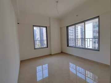 Room in 2 BHK Apartment at Pallavi Chhaya CHS, Chembur – for Rent