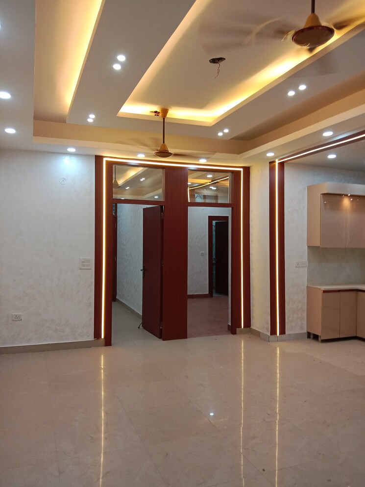 Room, soho-apartments 3 Bedroom 1460 Sq.Ft. Builder Floor In Shakti Khand Ghaziabad 8113613