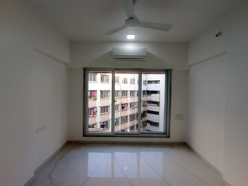 Room in 2 BHK Apartment at Ruparel Orion, Chembur – for Rent