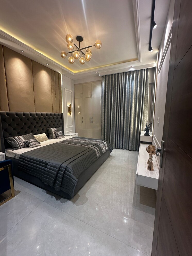 Bedroom, peer mucchalla 3 Bedroom 1800 Sq.Ft. Apartment In Peer Mucchalla Zirakpur 8113634